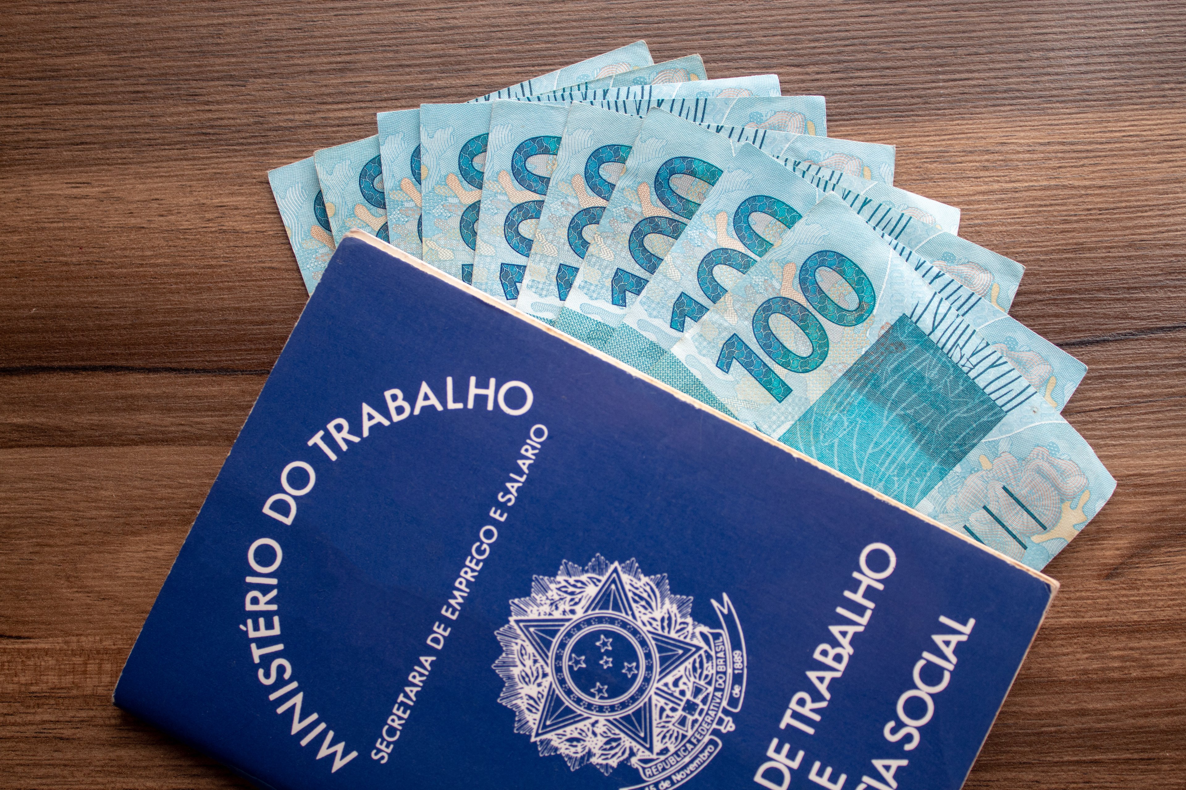 Portabilidade do consignado CLT: troca de empréstimo para outros bancos começa nesta sexta