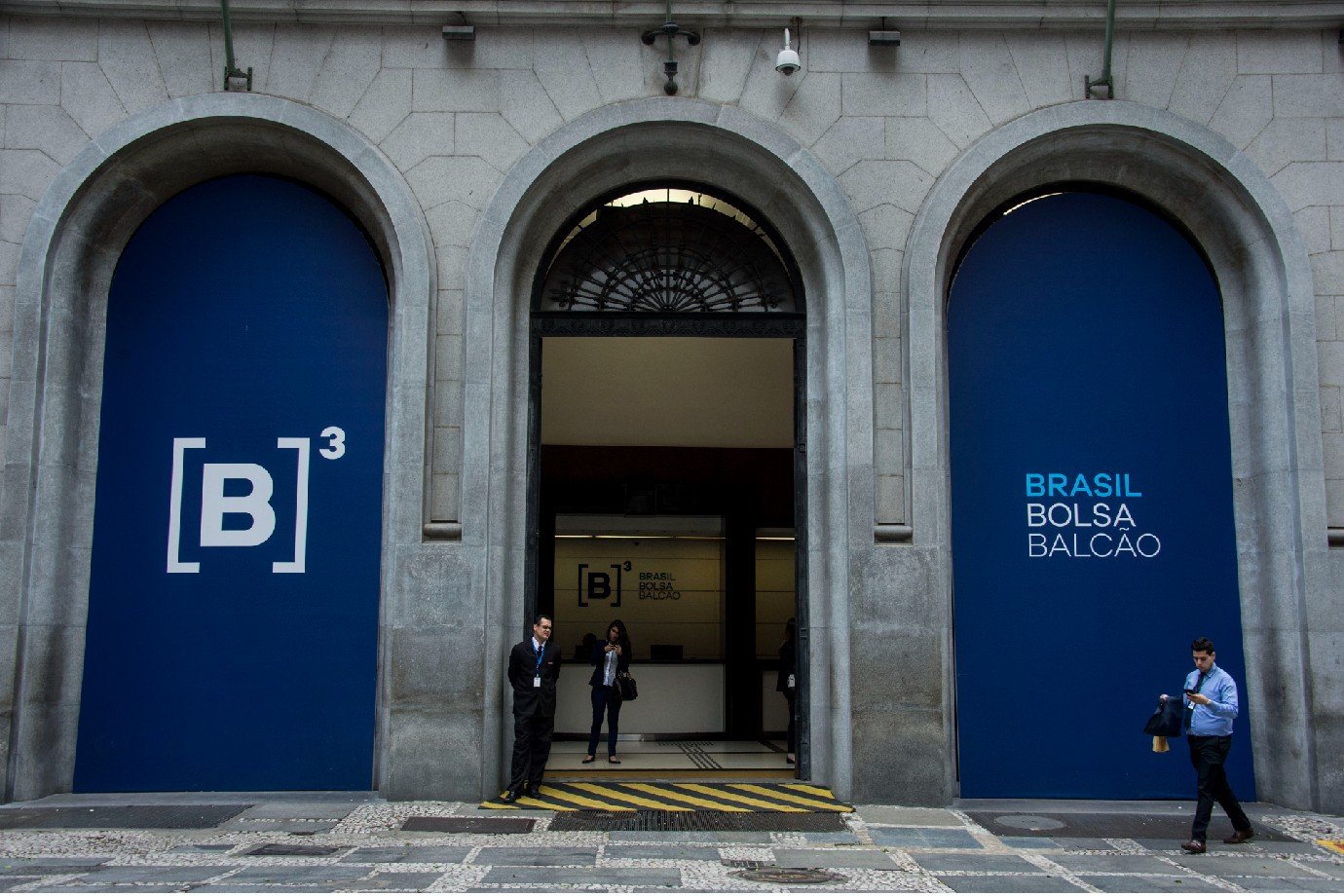 Sai Itaú, entra B3: a estratégia do BTG Pactual diante do cenário fiscal