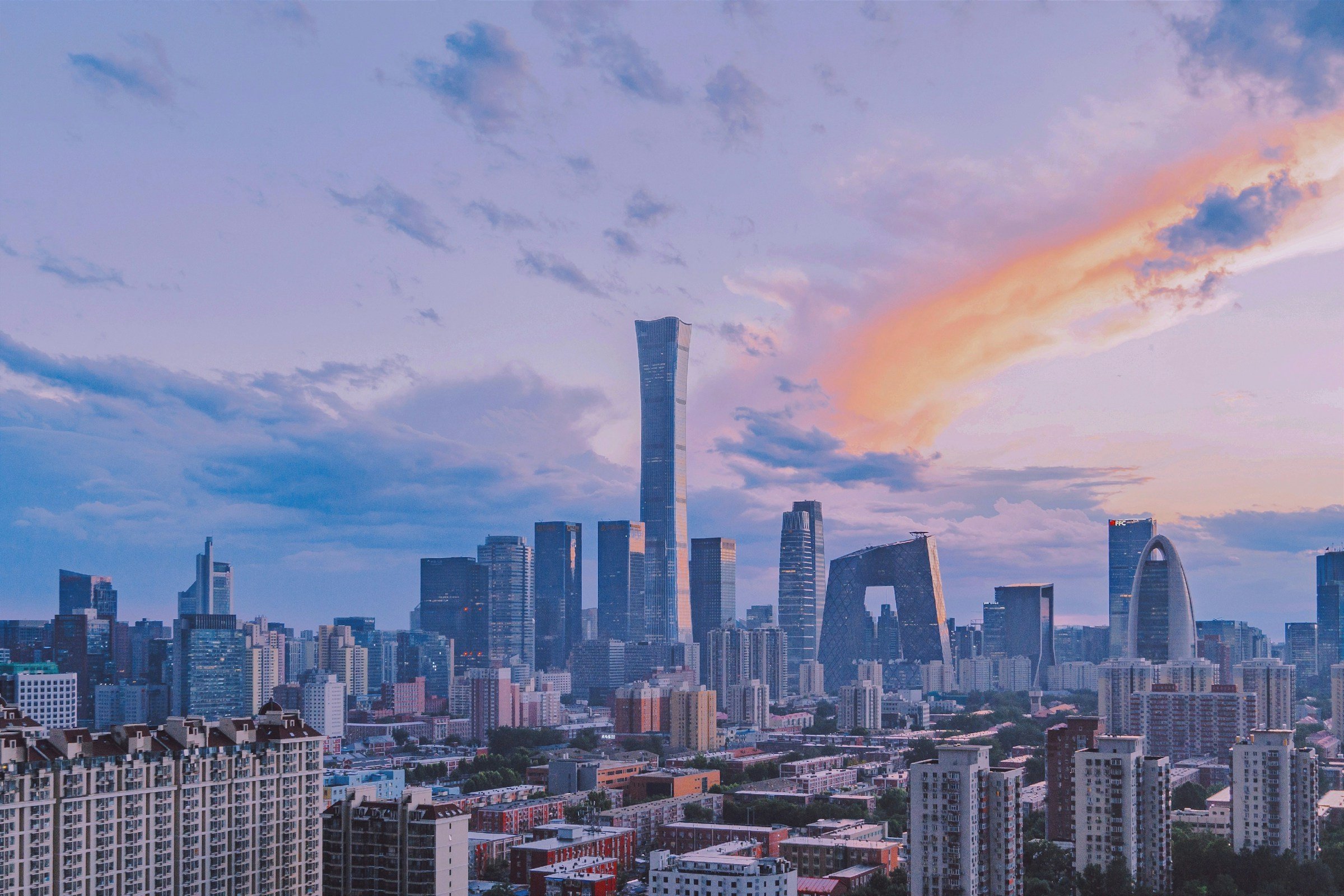 Mercados internacionais oscilam de olho em China e piora nas projeções econômicas dos EUA